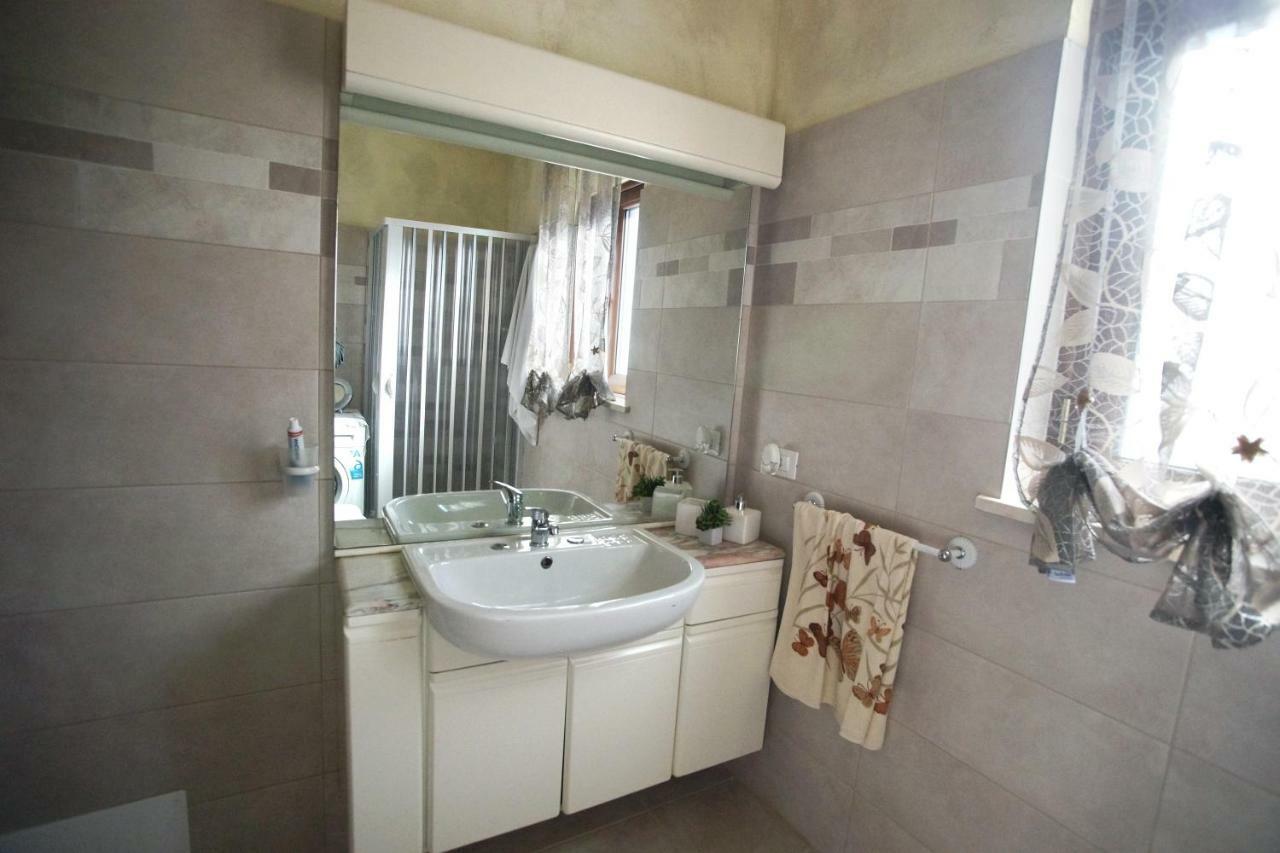 Arcobaleno Apartment ฟอนดี ภายนอก รูปภาพ